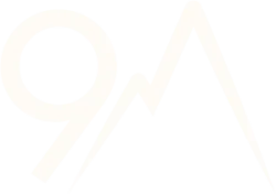 9mountains logo cream