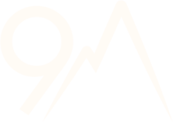 9mountains logo cream